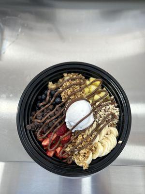 Protein waffle with topings