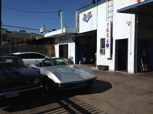 Vine Auto Center