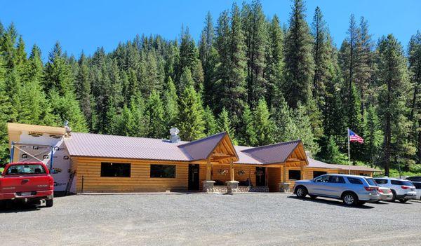 Restaurant & Bar, view from Hwy