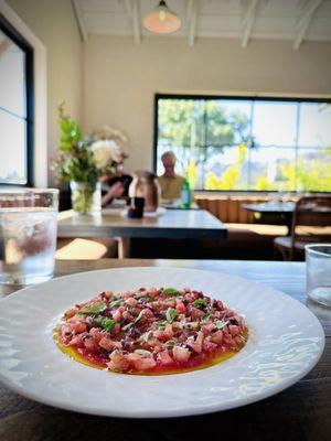 Very refreshing Tuna Puttanesca (Tomato, capers, olives, shallots, herbs)