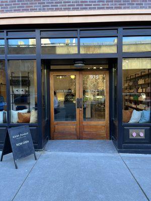 Gene Juarez Salon & Spa - Tacoma