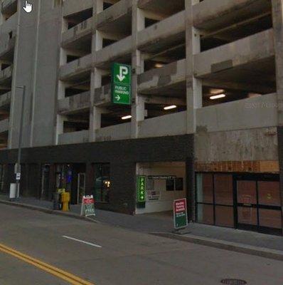 Riverfront Center Self-Park Garage