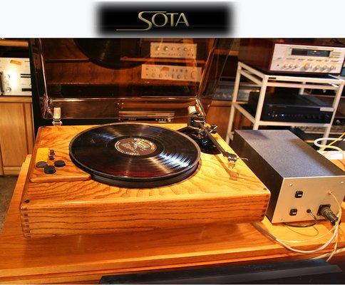 Sota Turntable with Vacuum Pump SOTA Star Sapphire Turntable Sumiko FT-3 Tonearm