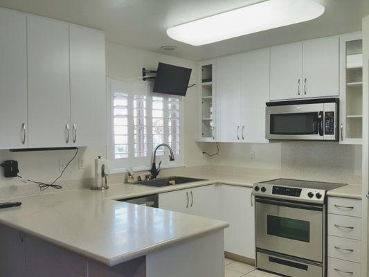 Doctor Cabinet Refacing