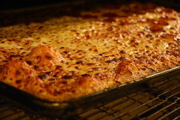 Hungry Howie's Pizza