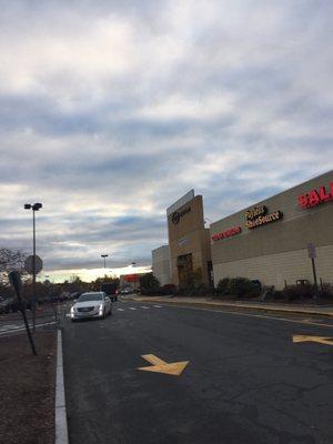 Payless Shoesource of Woburn -- Woburn Mall : 300 Mishawum Road, Woburn Exterior