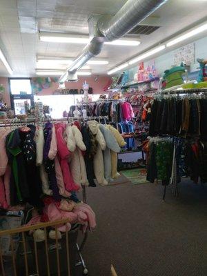 Beedashing Consignment Boutique