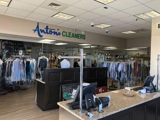 Anton's Cleaners