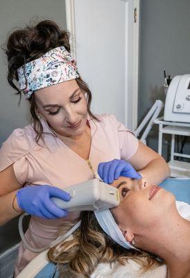HIFU Skin Tightening