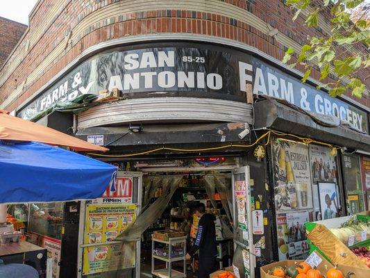 San Antonio Farm & Grocery