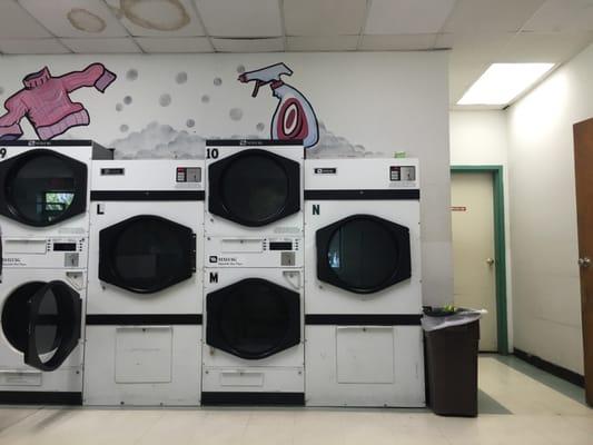 Greenbriar Cleaners & Laundromat