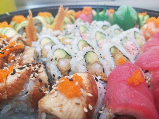 Sakura Pokebowl & Sushi