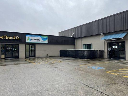 Complete Hearing & Balance