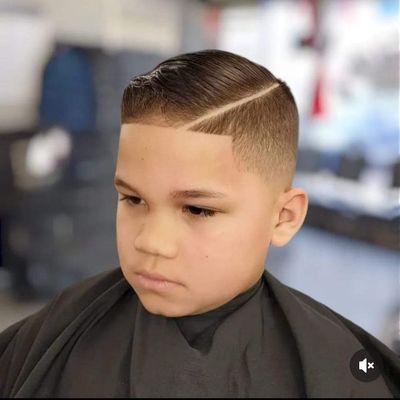 Cum over with a Medium fade an a line part.