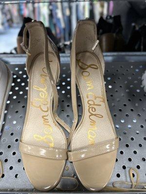 Great condition, too small