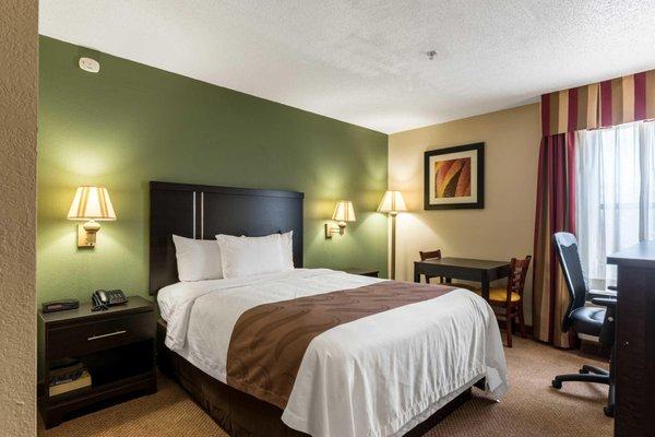 Quality Inn & Suites Clemmons I-40