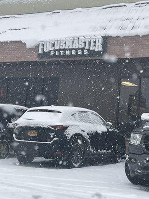 A snowy Monday to do some KOs