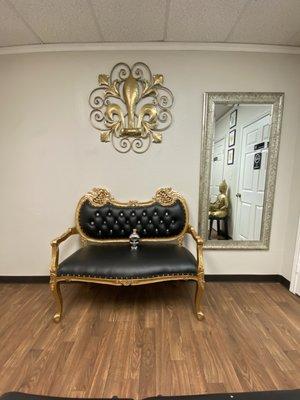 Black and Gold bench