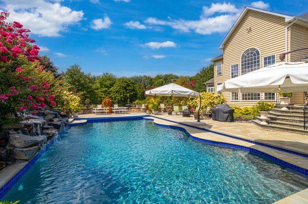 Cozy Pools Spas and Hearth