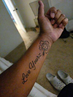 Great place, good vibes. I was just a walk in and they took there time making sure that I made the right decision.