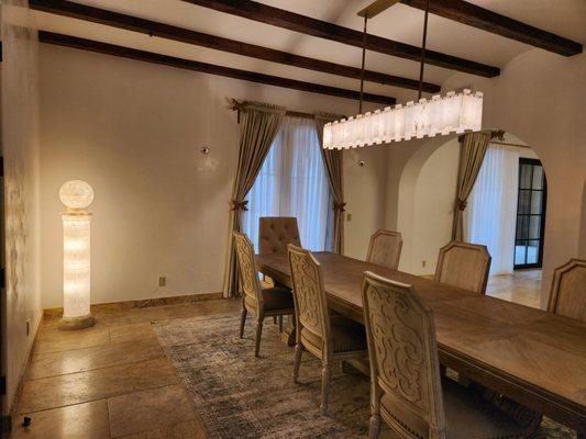 Genuinely suprised by the lights they sell here, didn't know such beautiful pieces existed at such reasonable price in la.