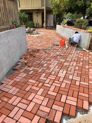 Velazquez Landscape & Construction