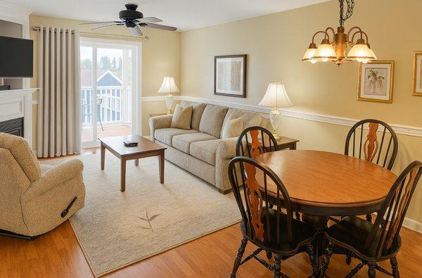 1 Bedroom Manor - Living Room + Dining Area