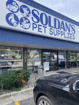 Soldan's now at 6201 Saginaw Hwy. ignore the current Yelp directions.