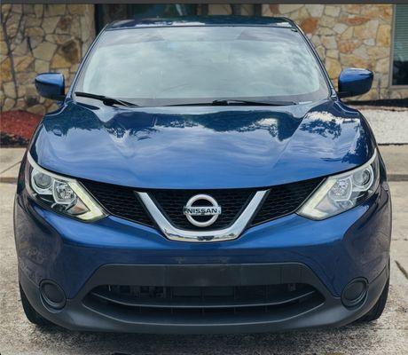 FULL-LOADED NISSAN VEHICLE - HIGH QUALITY