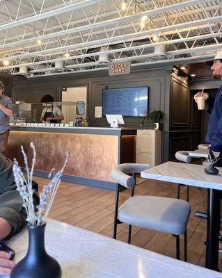 Jacques Louise Bakery