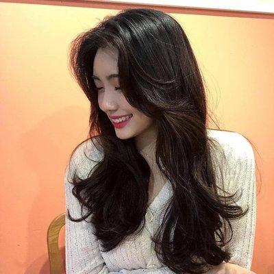 Emily & Friends Salon