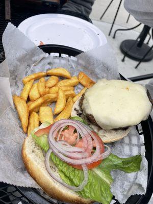 Cheeseburger (we had already eaten some fries).