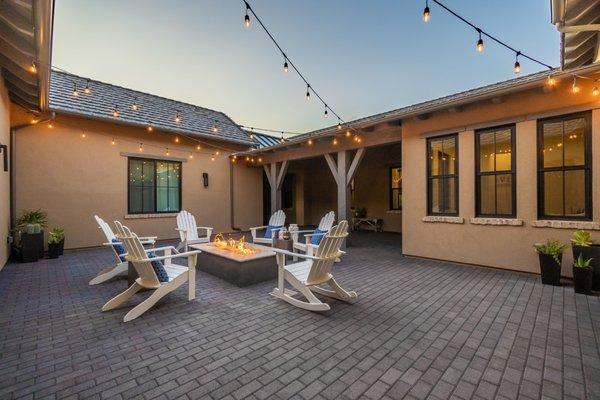 Flowing Wells Landscape And Pools