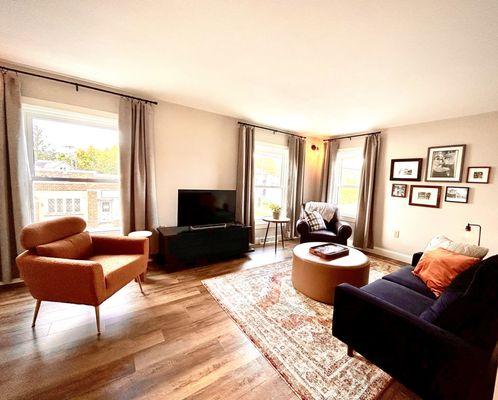 We're here to welcome vacation rental guests in Rollingstone. Located in the Mississippi Valley and just a 10 minute drive from Winona.