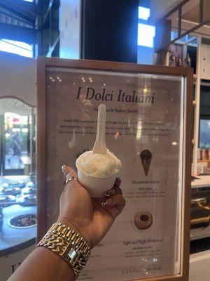 Lemon flavor (I can't remember the exact name)