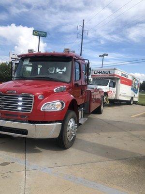 All size medium duty box truck towing