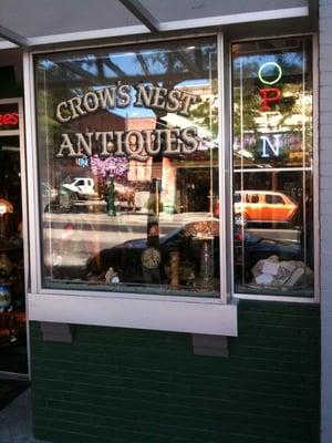 Crow's Nest Antique