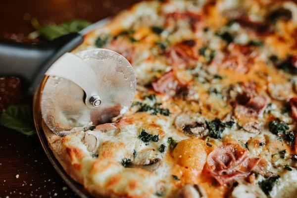 Strong's Brick Oven Pizzeria