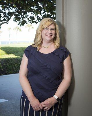 Ingrid M Hoffmann, MD