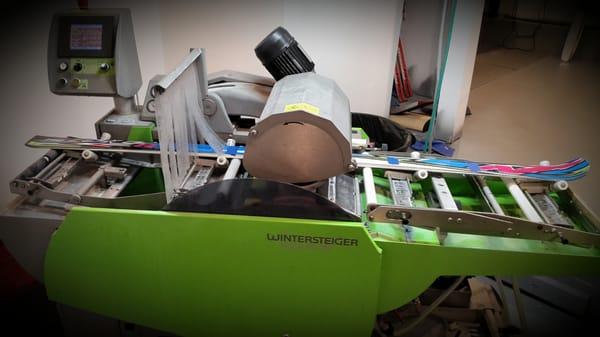 Our Wintersteiger RS350 Race Service stone grinder for the cleanest and fastest base structures anywhere.