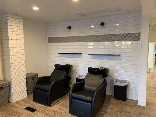 His and Her Barber Salon