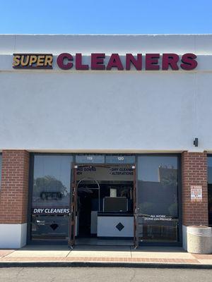 Super Cleaners