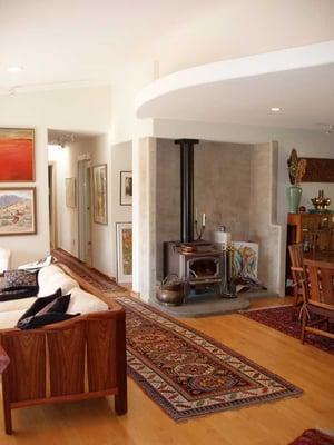 Living room, view to hallway and bedrooms