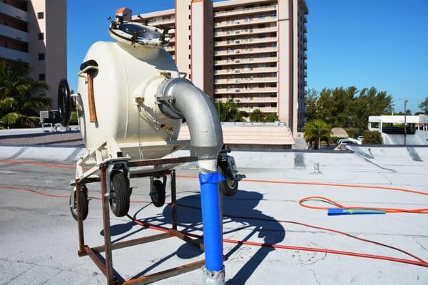 This is an inversion tank. It is used to push the liner through the pipe. In a few minutes it can repair 200'-300' of pipe.