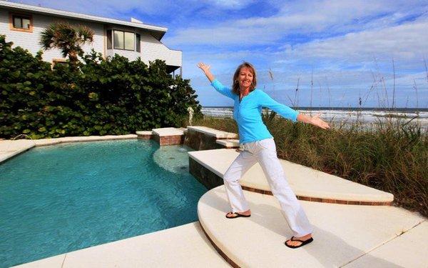 Terri Elliott-1st Florida Realty