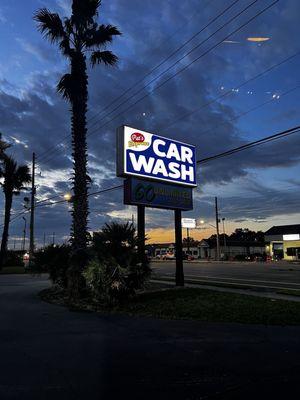 They start shutting down at 7pm. Make sure you start before 7pm