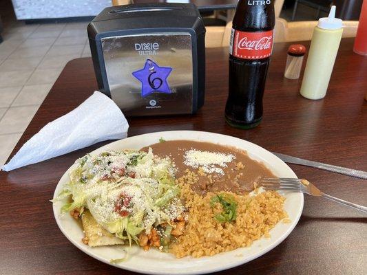 Enchiladas verdes de pollo