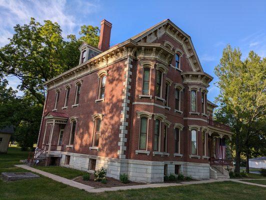 Dr Charles Wright Mansion, Altamont