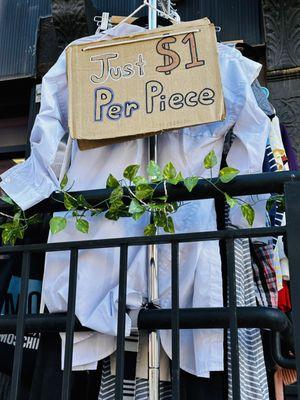 $1 Per Piece Clothing Shop