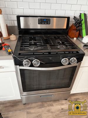 We repair ovens of all brands, including: Samsung, GE, Whirlpool, KitchenAid, Frigidaire, LG, Maytag, and more!"
